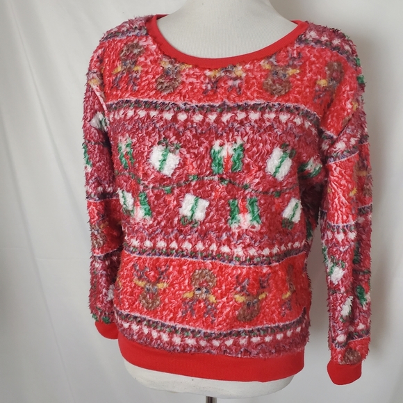 No Boundaries fleece Christmas reindeer present sweatshirt - Picture 6 of 8